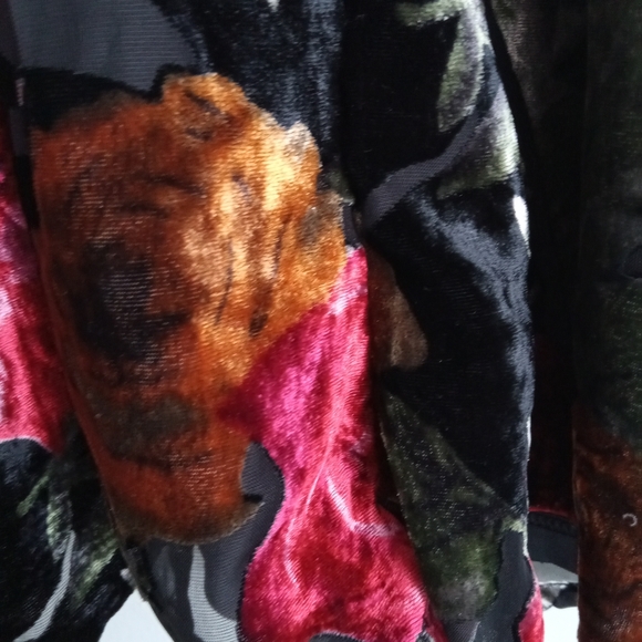 MNI LOS ANGELES velvet romper Medium - Picture 5 of 10